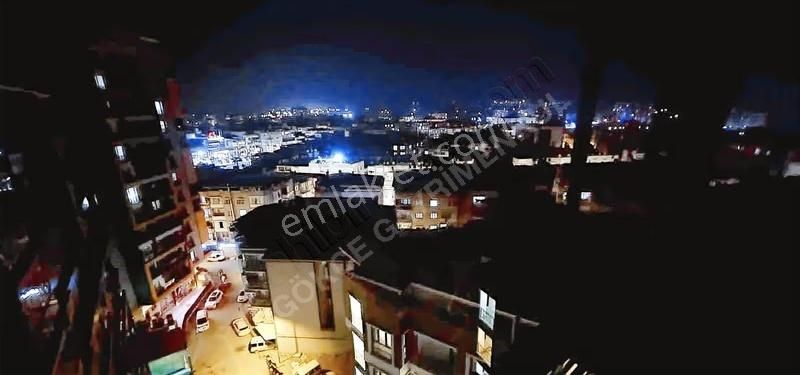 Menemen Merkezde 3+1 200 M2 Full Manzaralı Lüx Site İçinde Daire - Görsel 9