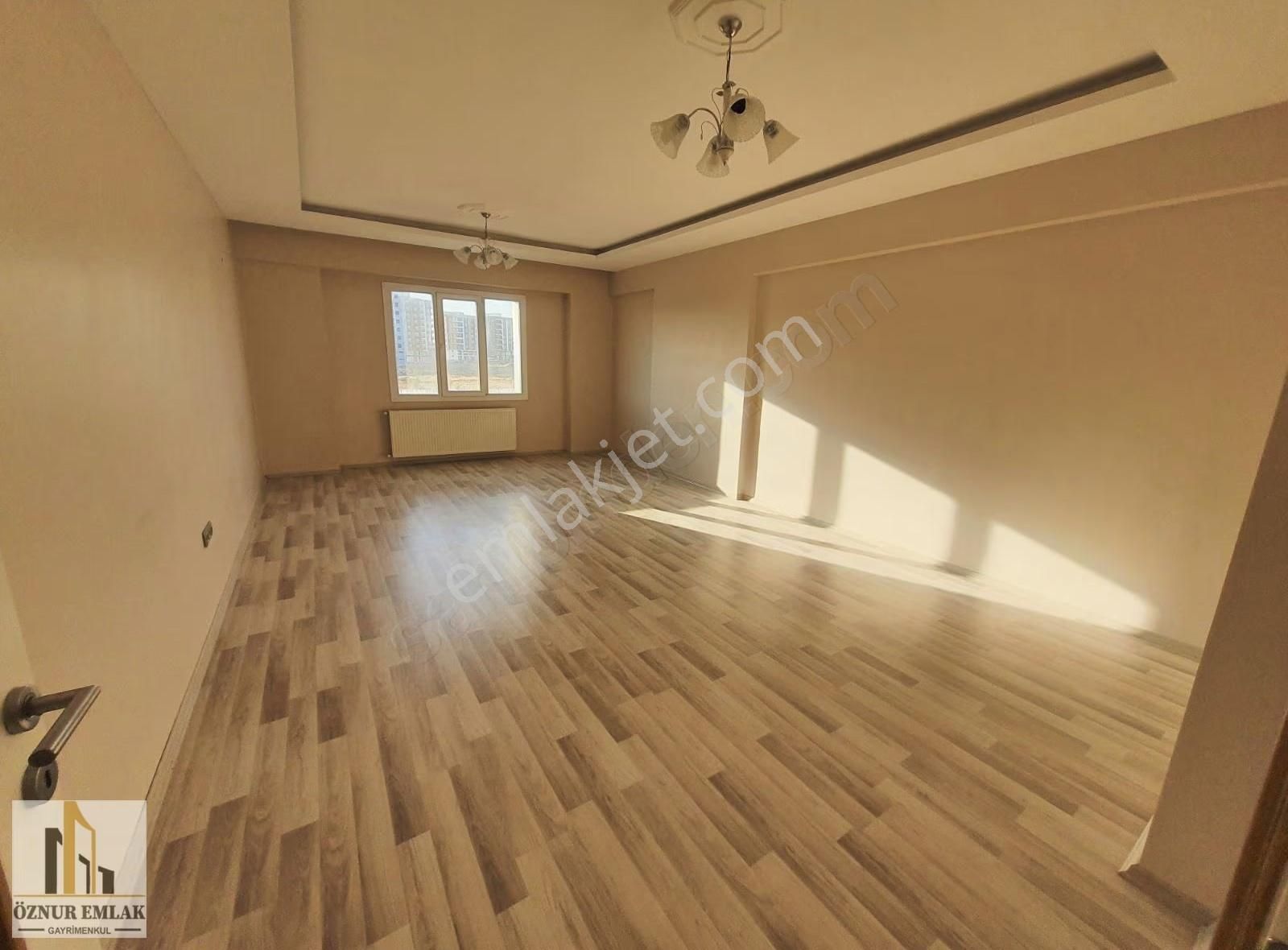 Öznur Emlak'tan Doğukentte Satılık Lüks 4+1 Daire