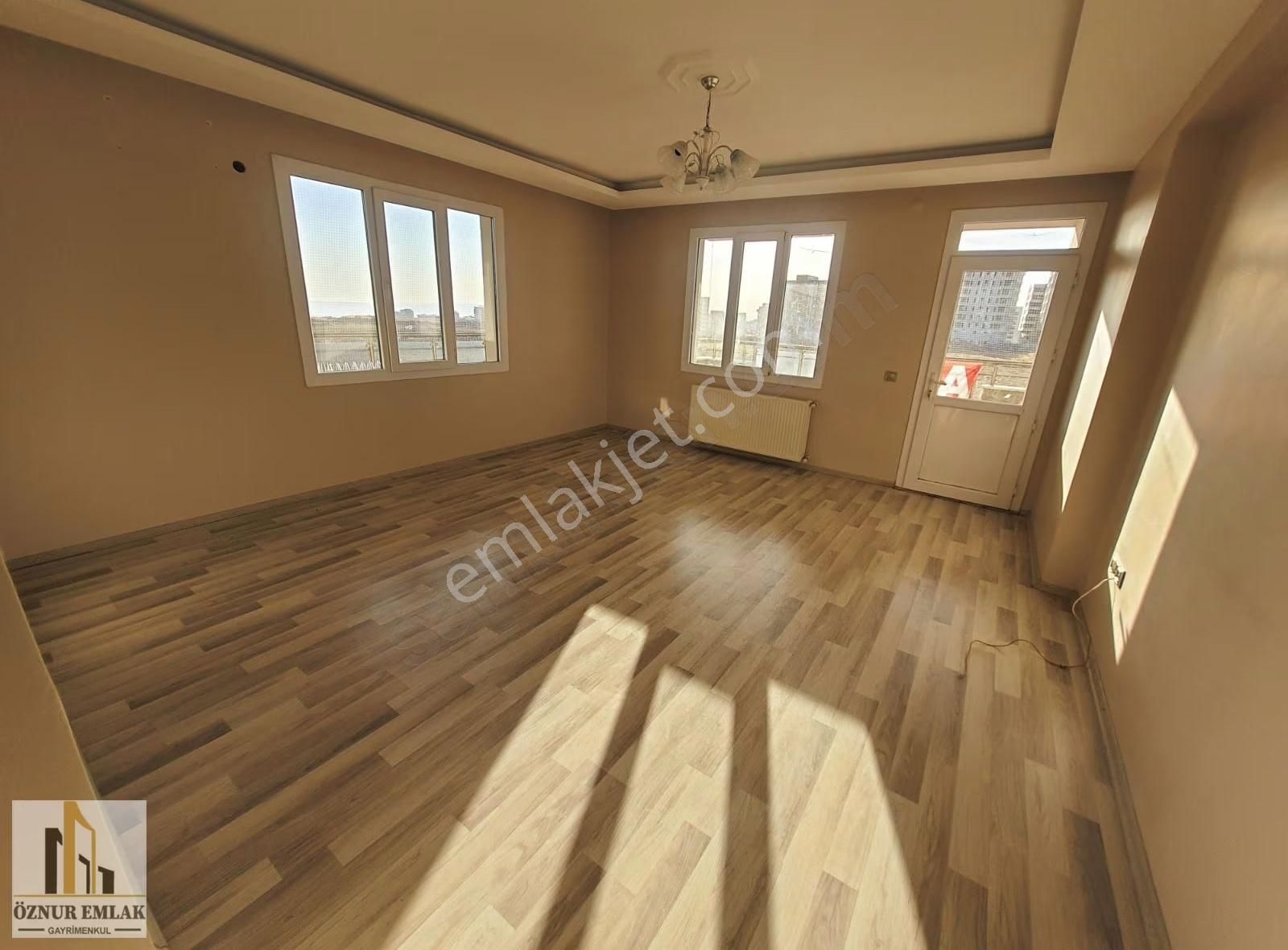 Öznur Emlak'tan Doğukentte Satılık Lüks 4+1 Daire - Görsel 13