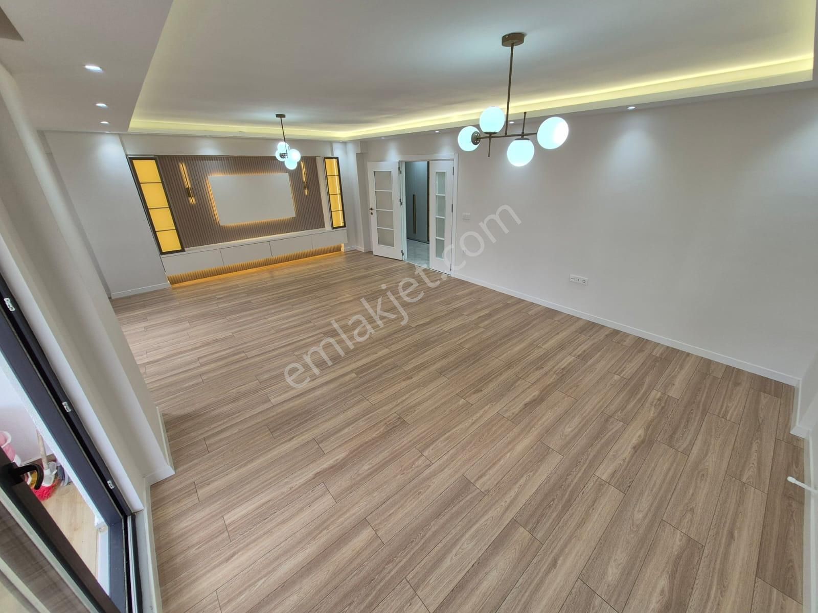 Sabri Pınarbaşı'dan Akçay'da Geniş Kullanımlı Full Yapılı 3+1 Daire - Görsel 32