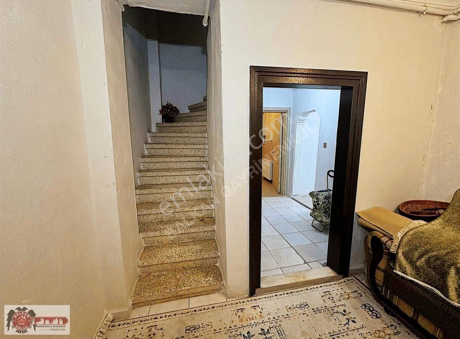 Selimpaşa Mahallesi Satılık Müstakil 2 Katlı Ev Köşe Parsel - Görsel 35