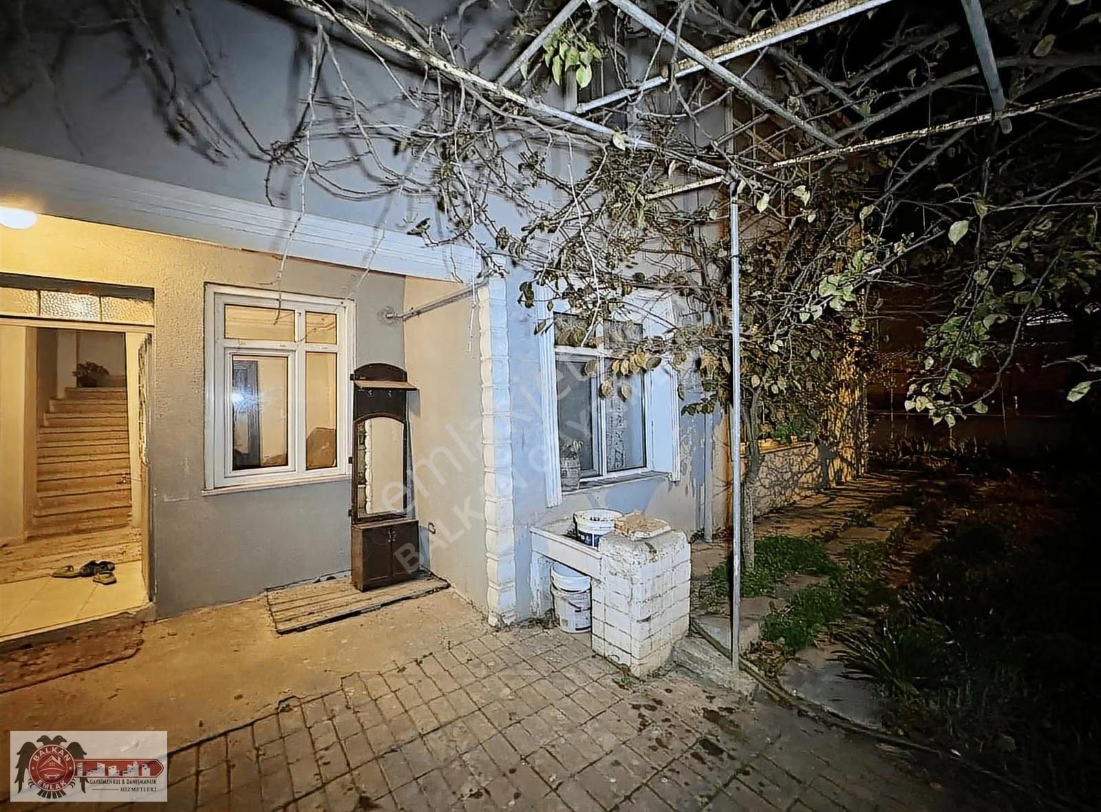 Selimpaşa Mahallesi Satılık Müstakil 2 Katlı Ev Köşe Parsel - Görsel 8