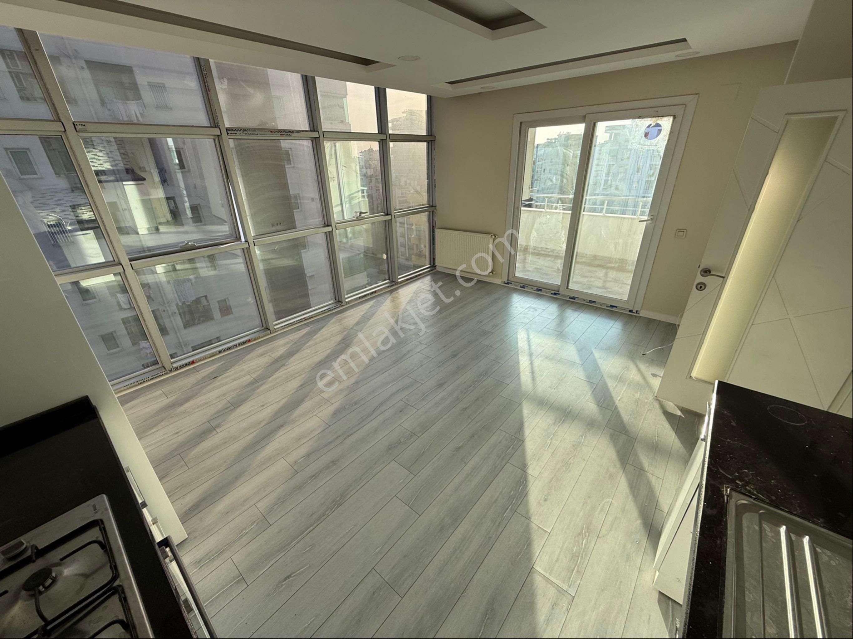 Toros Mah. 3+1 A.mutfak Doğalgaz Kombili Satılık Daire