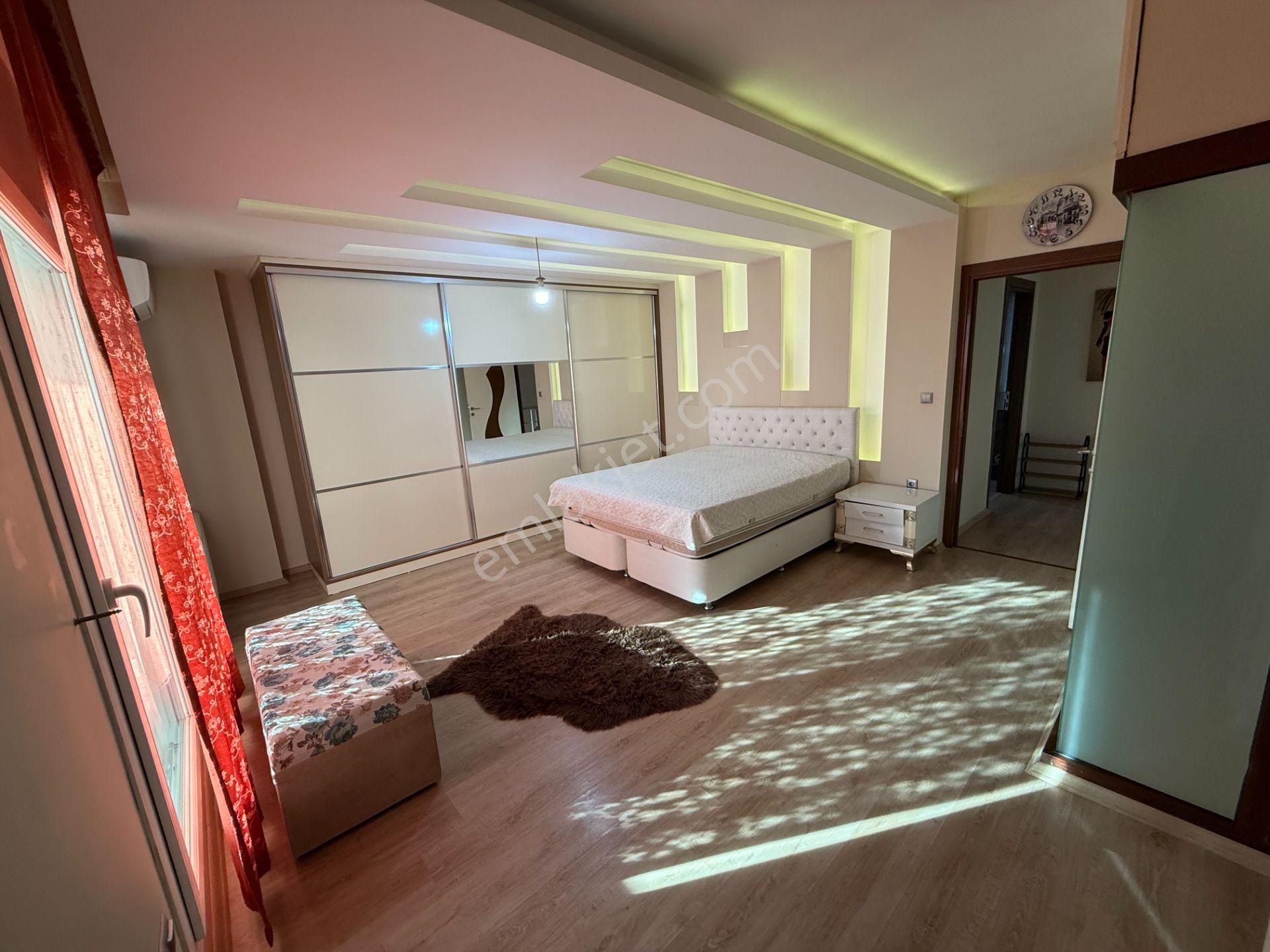 Begoviç Bulvarı Yakını 3+2 Bahçe Dubleksi Eşyalı Satılık Daire - Görsel 23