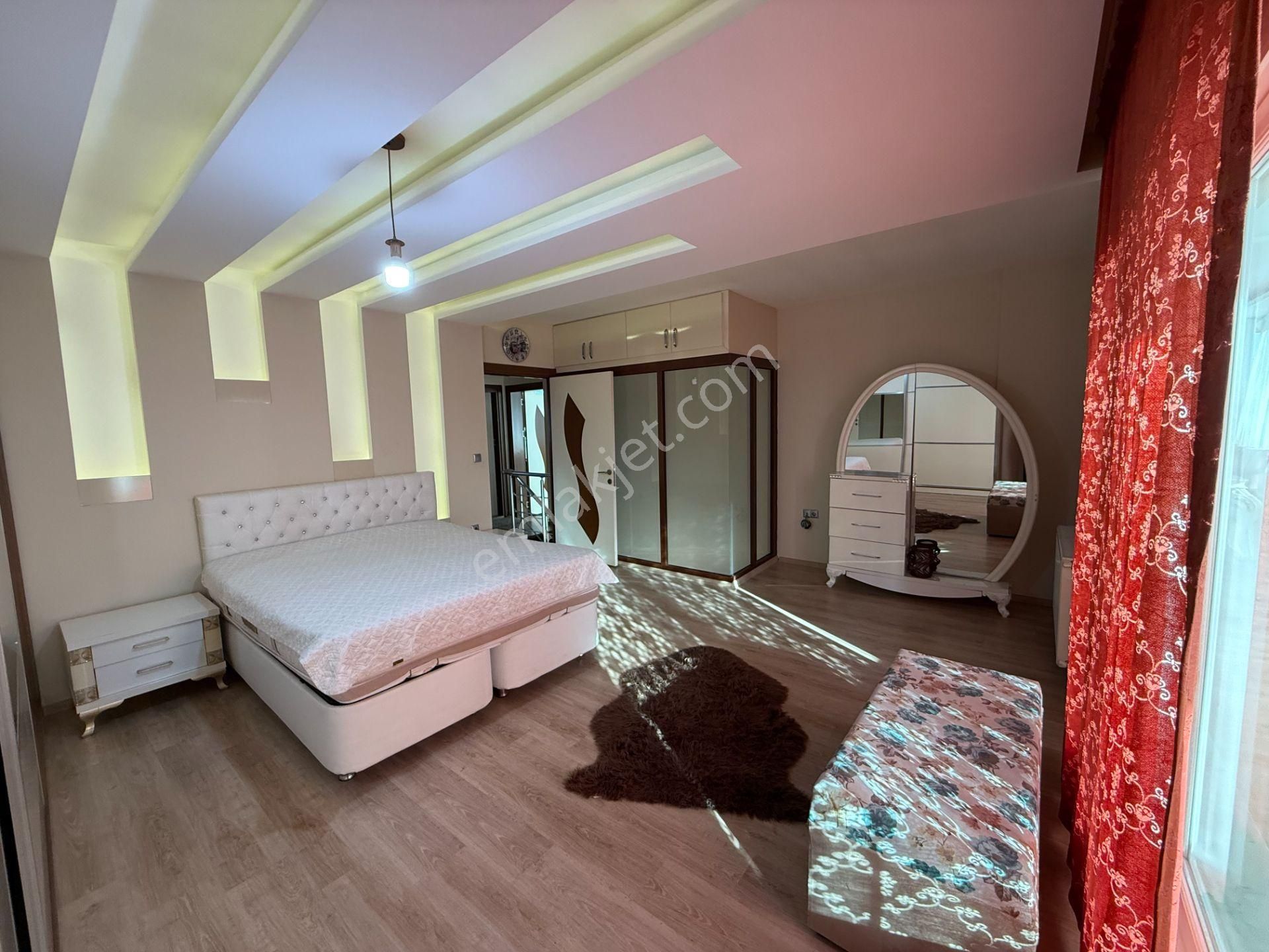 Begoviç Bulvarı Yakını 3+2 Bahçe Dubleksi Eşyalı Satılık Daire - Görsel 24