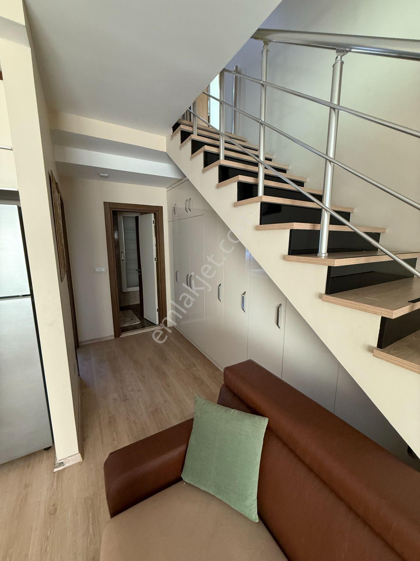 Begoviç Bulvarı Yakını 3+2 Bahçe Dubleksi Eşyalı Satılık Daire - Görsel 9