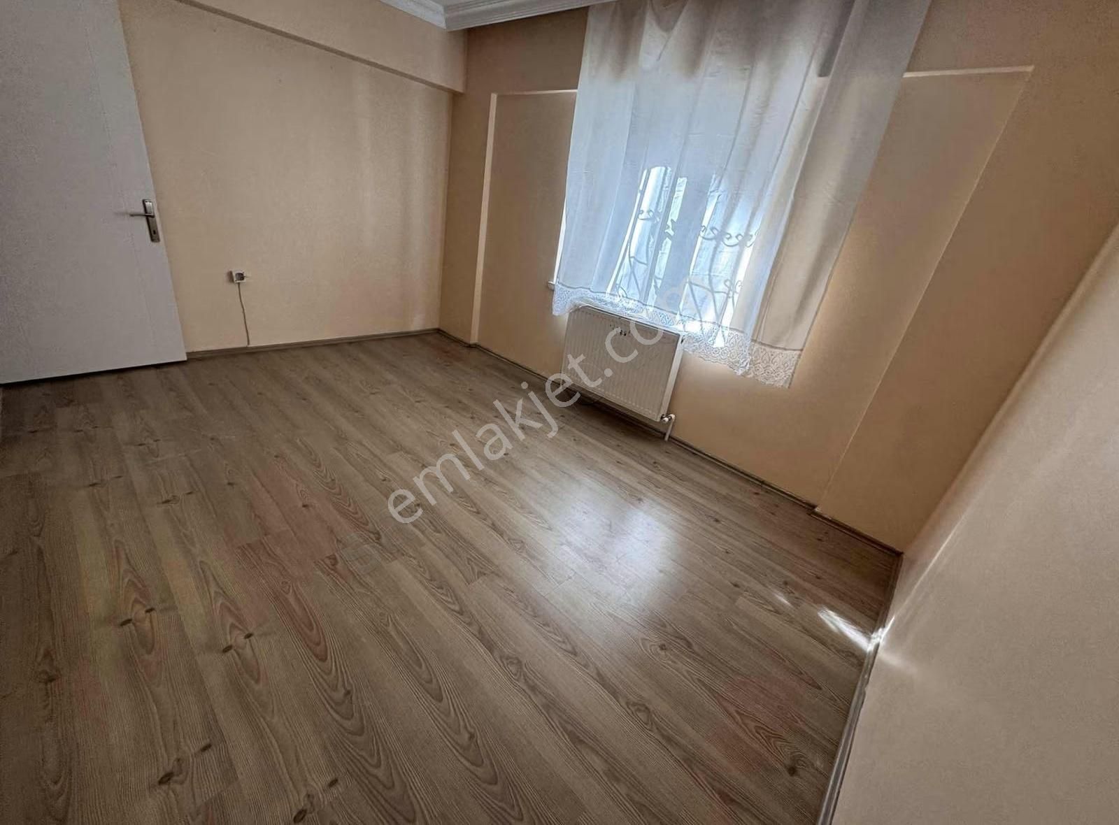 Derman'dan*ön Cephe*altında Daire Mevcut*iskanlı*balkonlu - Görsel 18