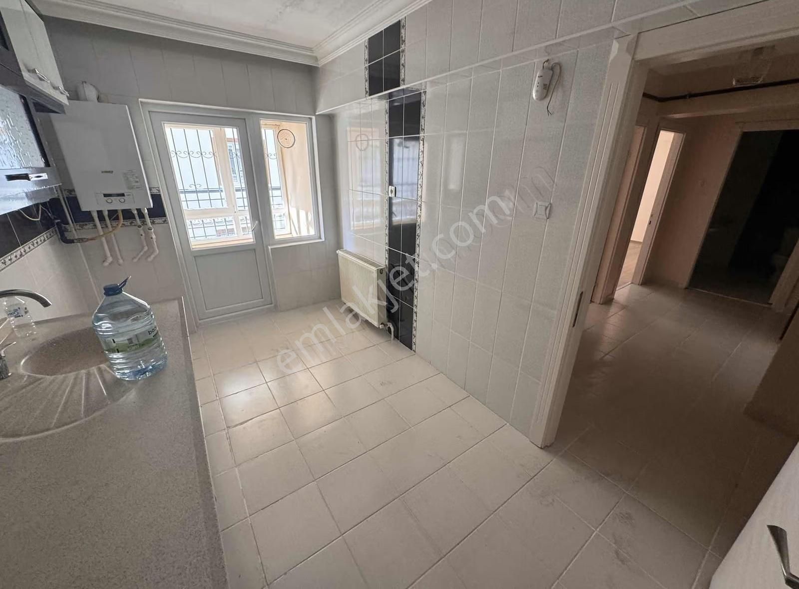 Derman'dan*ön Cephe*altında Daire Mevcut*iskanlı*balkonlu - Görsel 20