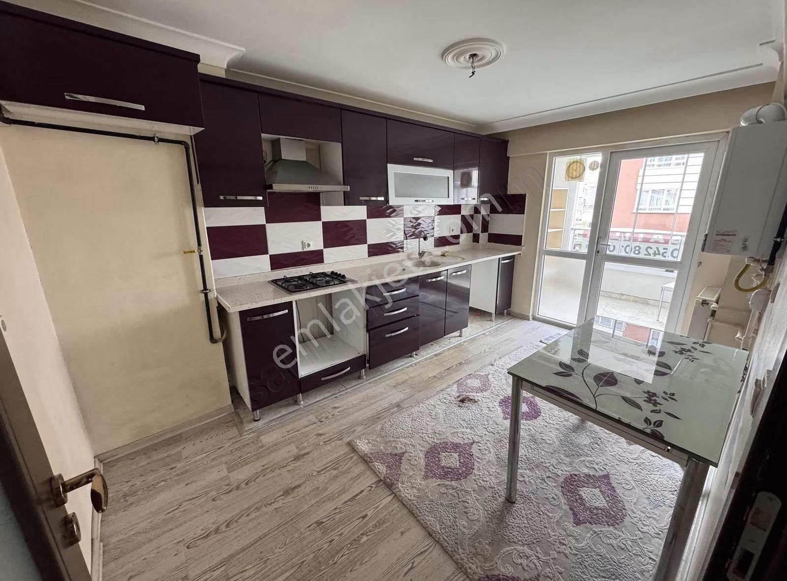 Derman'dan*ön Cephe*asansörlü*1.kat Konumunda*merkezi Konumda