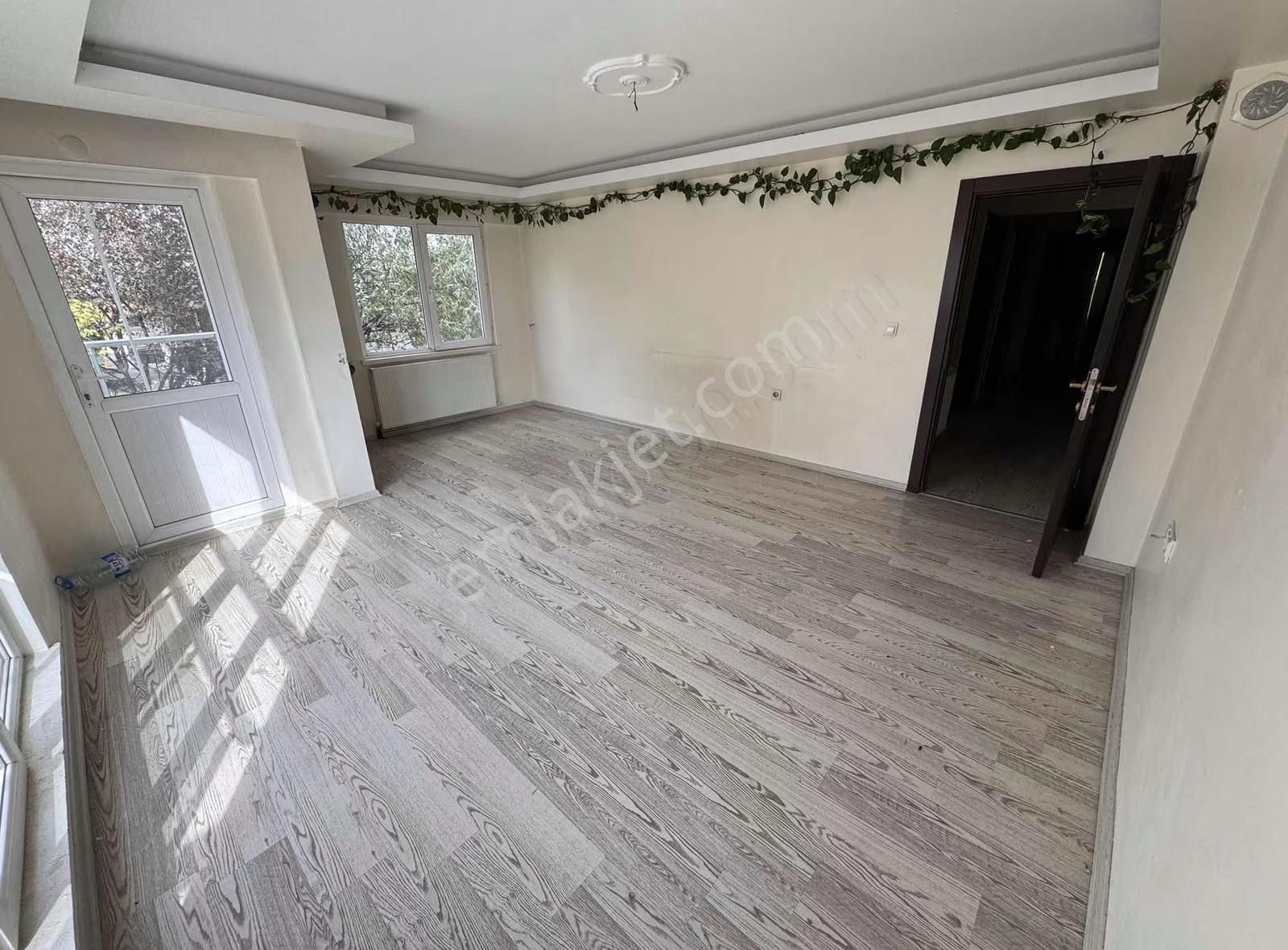 Derman'dan*ön Cephe*asansörlü*1.kat Konumunda*merkezi Konumda - Görsel 14