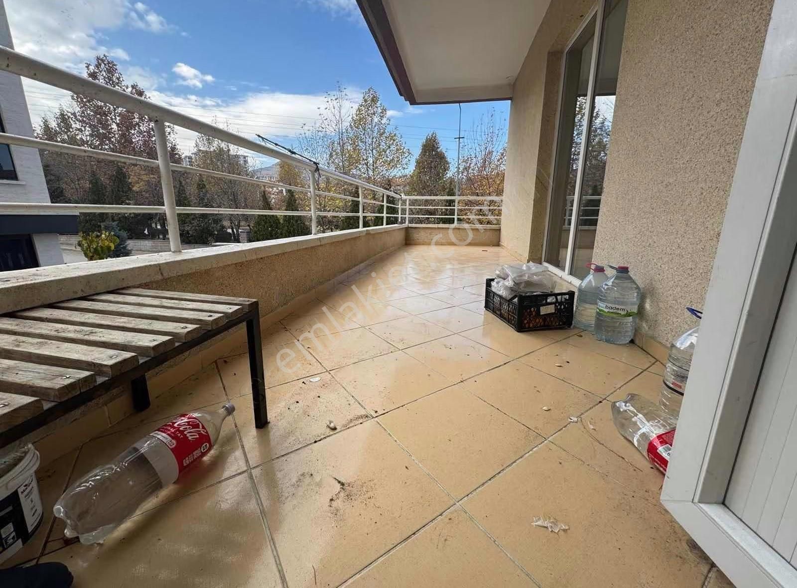 Derman'dan*ön Cephe*140m2*park Manzaralı*uçaklı Park Mevki - Görsel 8