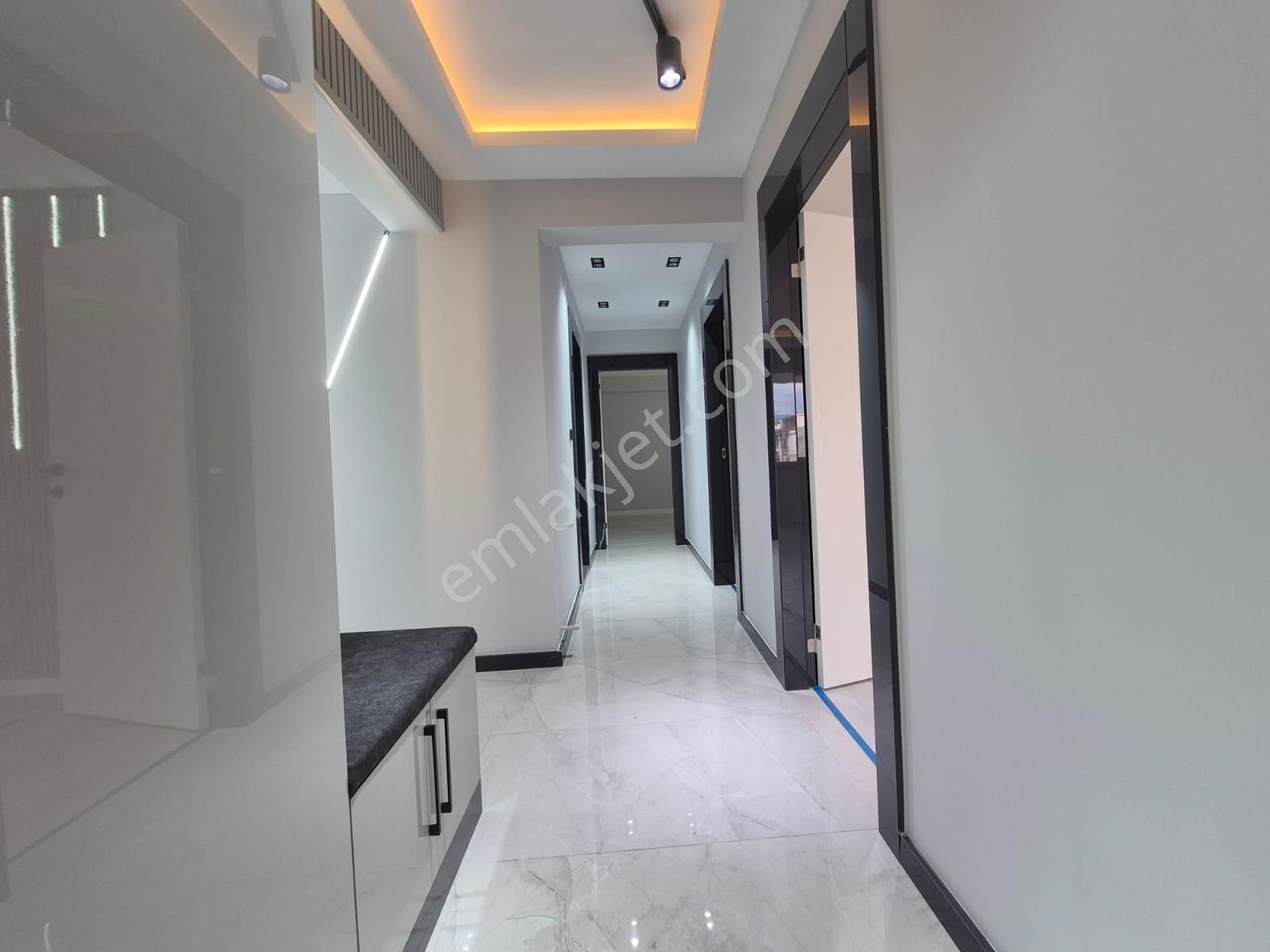 Sabri Pınarbaşı'dan Deniz'e 50metre Öncephe Satılık Full Yapılı 2+1 Daire - Görsel 24