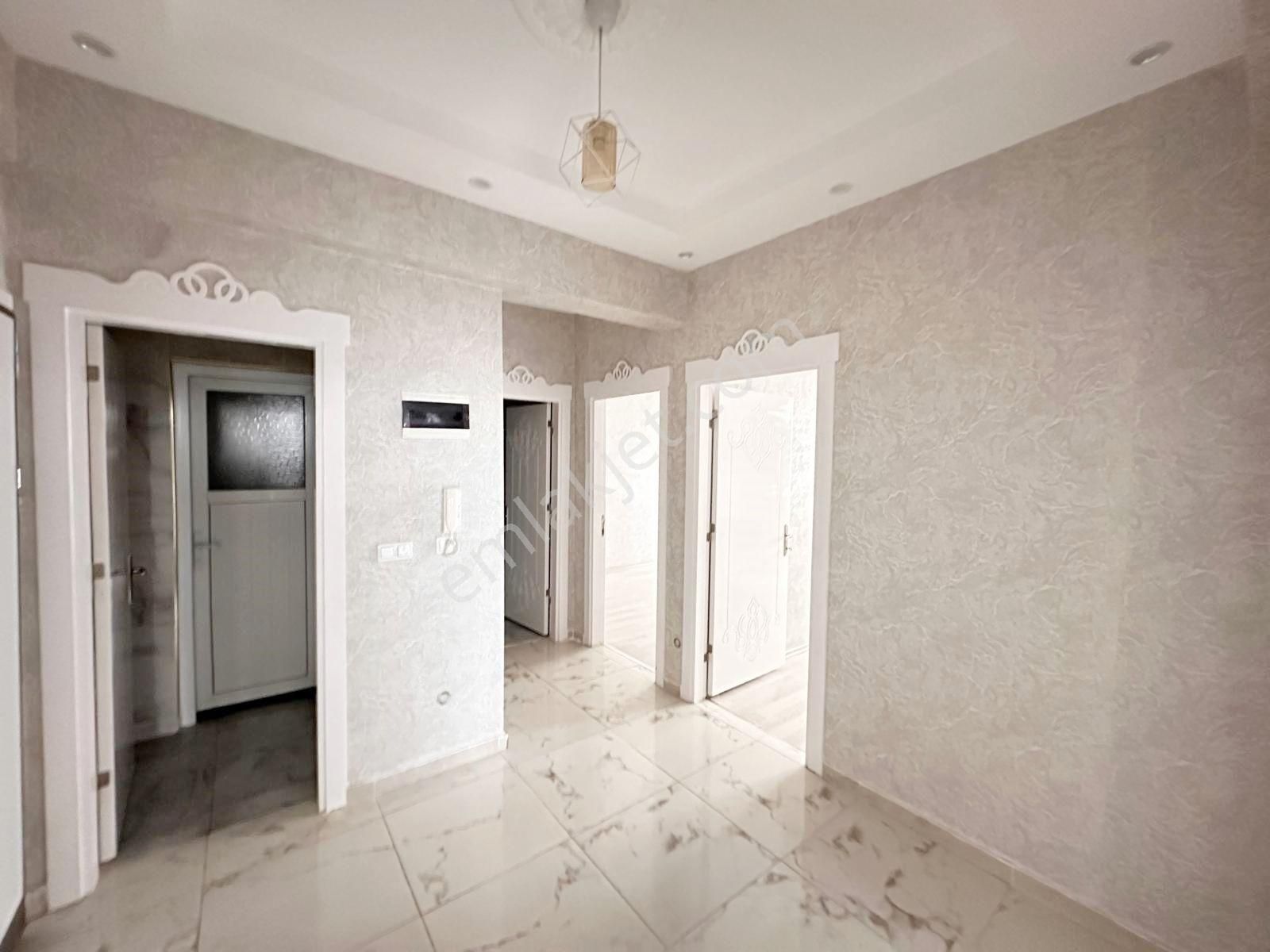 Beykent Pazar Yanı Ön Cephe Cam Balkonlu 2+1 Geniş Daire - Görsel 22