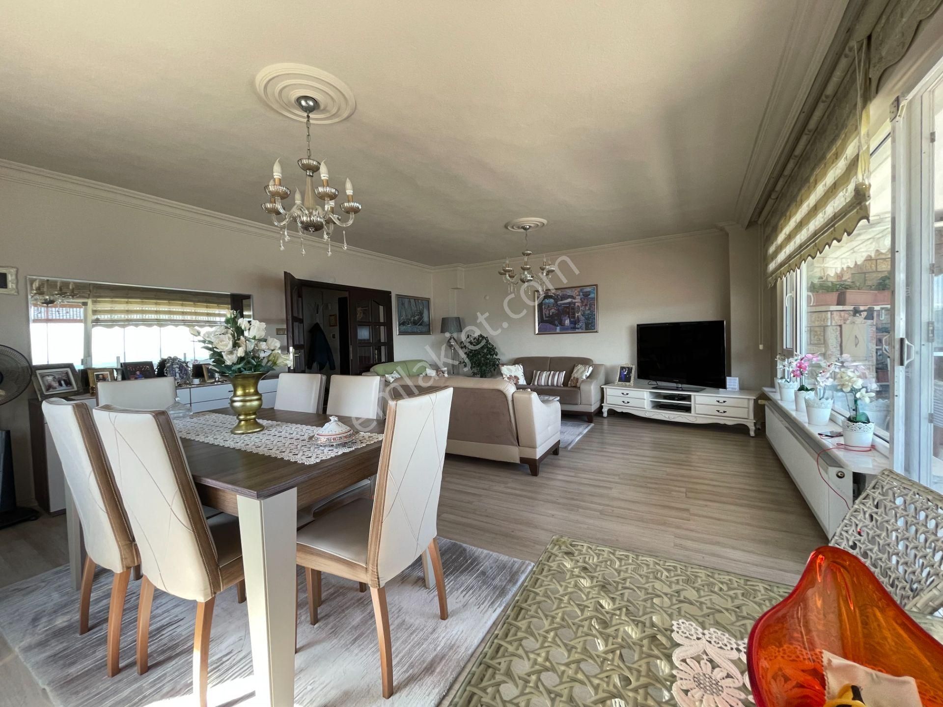 Denize Sıfır Panaromik Boğaz Manzaralı Satılık 3+1 Daire - Görsel 12