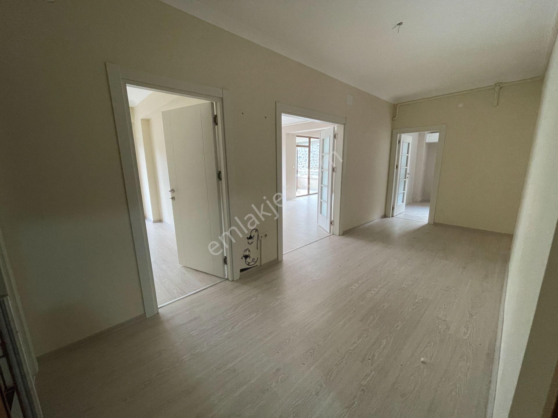 Kaşüstü Mah. Geniş Ferah Site İçerisinde Satılık Daire - Görsel 2