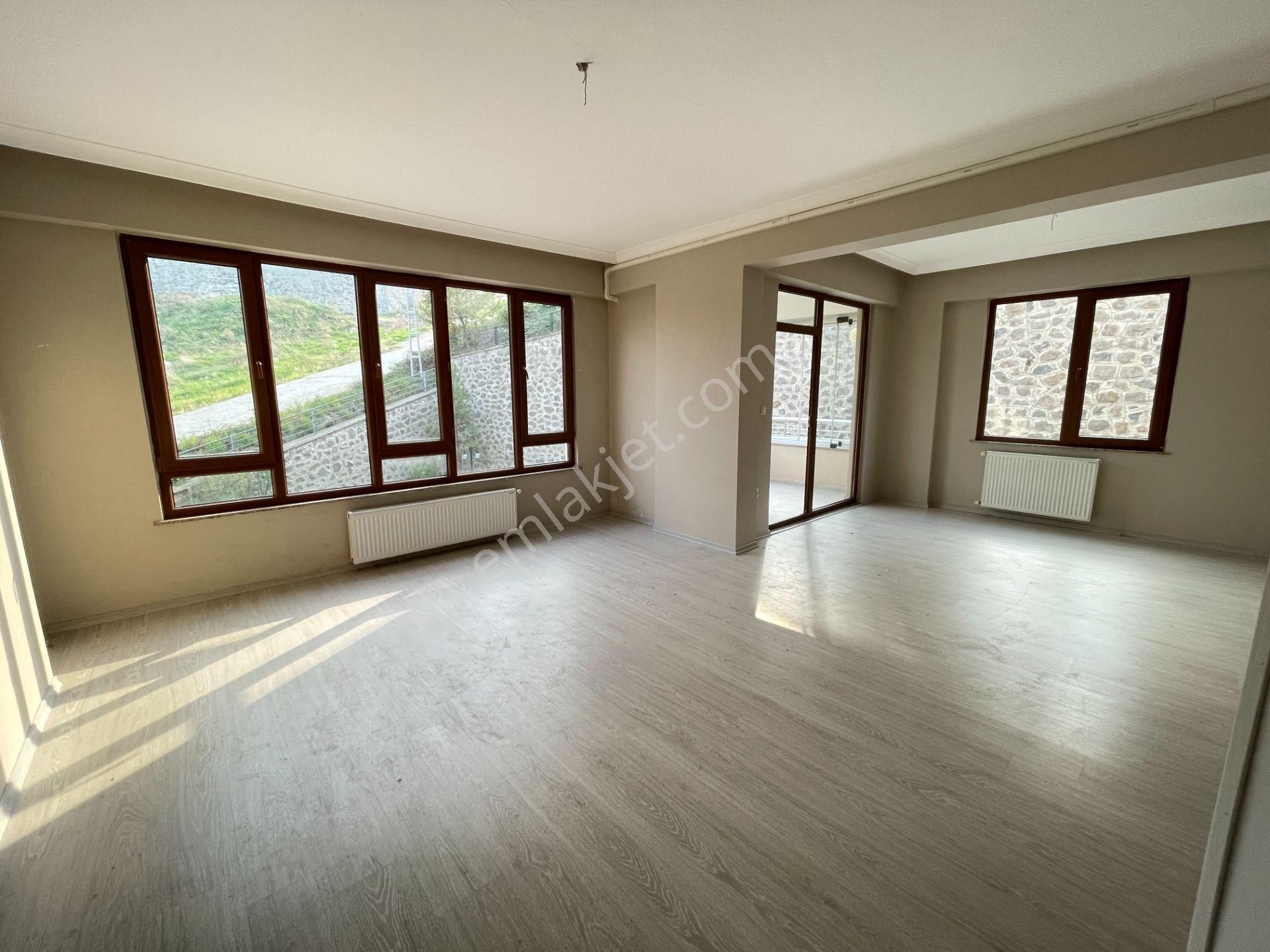 Kaşüstü Mah. Geniş Ferah Site İçerisinde Satılık Daire - Görsel 5