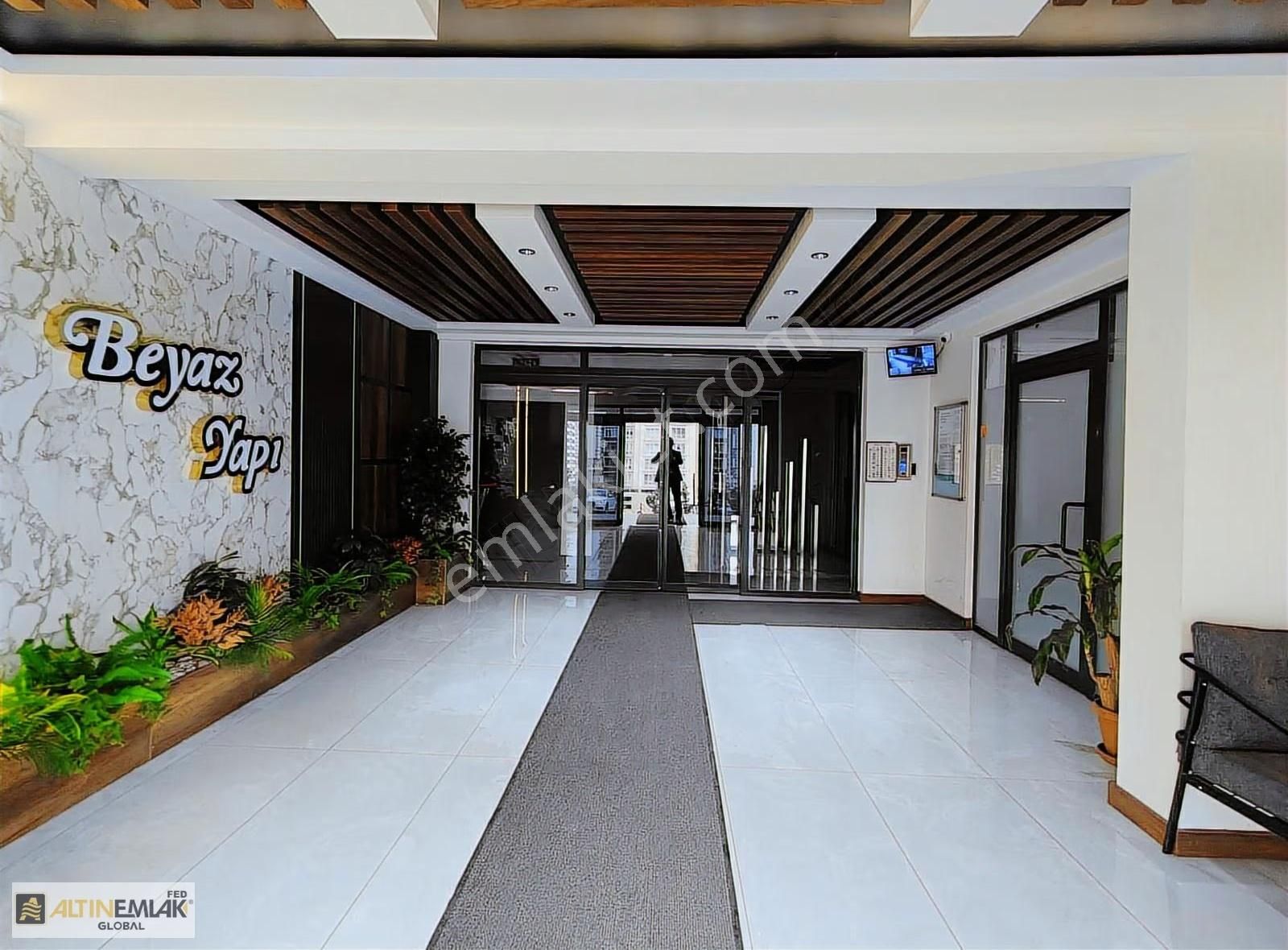 Heves Caddesi Beyaz Yapıda Satılık 2,5+1 Bu Fiyata Başka Yok - Görsel 9