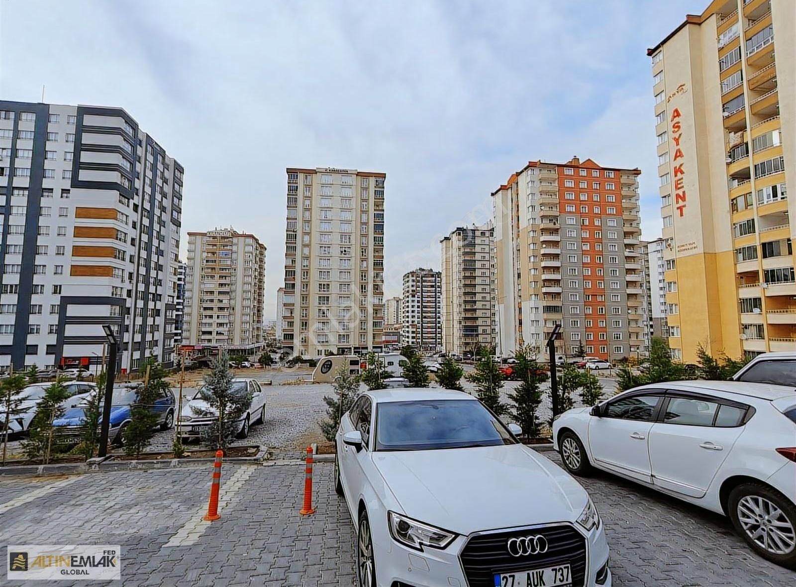 Heves Caddesi Beyaz Yapıda Satılık 2,5+1 Bu Fiyata Başka Yok - Görsel 6