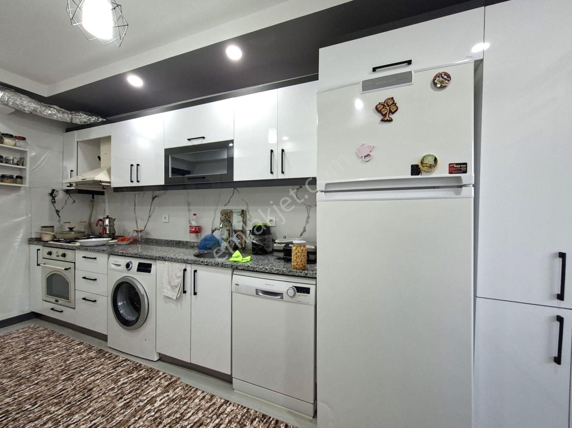 Recep Ümit Emlak'tan Sütlüce Uluzafer Caddesi Yanında Satılık 140 M2 Asansörlü 3+1 Geniş Daire - Görsel 13