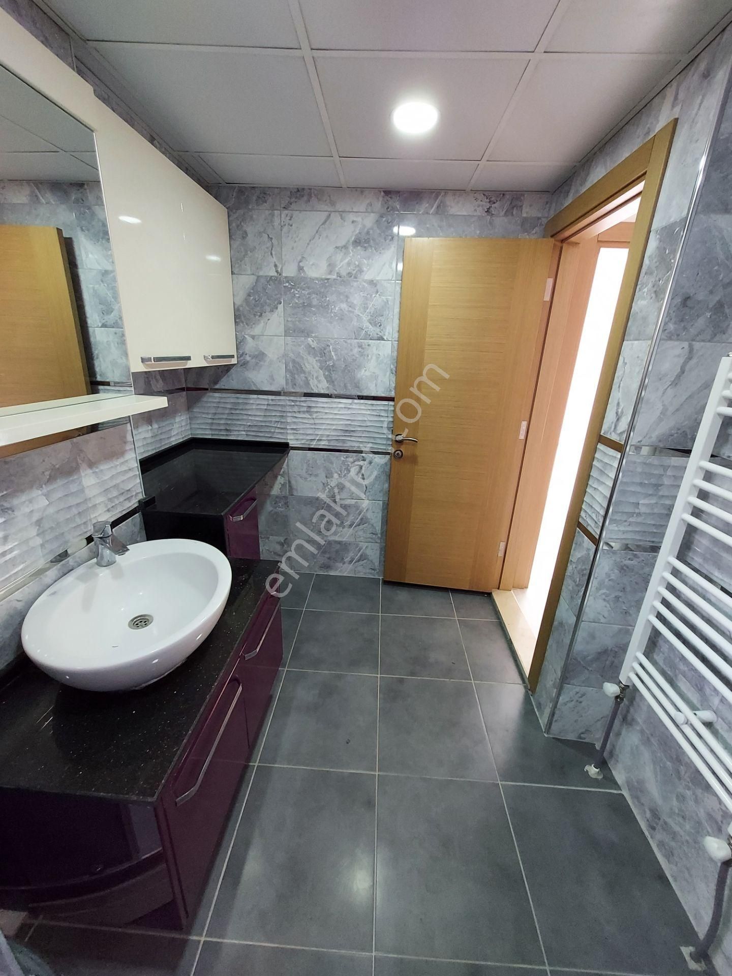 245 Zafer Mahallesin De Kiralık Doğalgazlı 3 + 1 Daire - Görsel 25