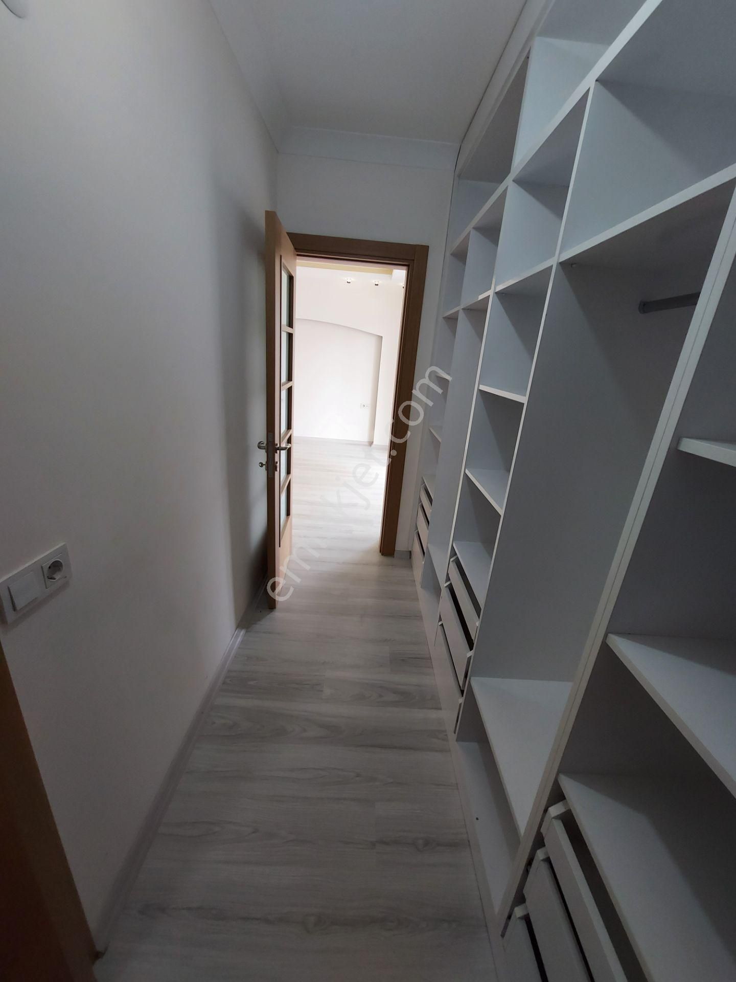 245 Zafer Mahallesin De Kiralık Doğalgazlı 3 + 1 Daire - Görsel 5