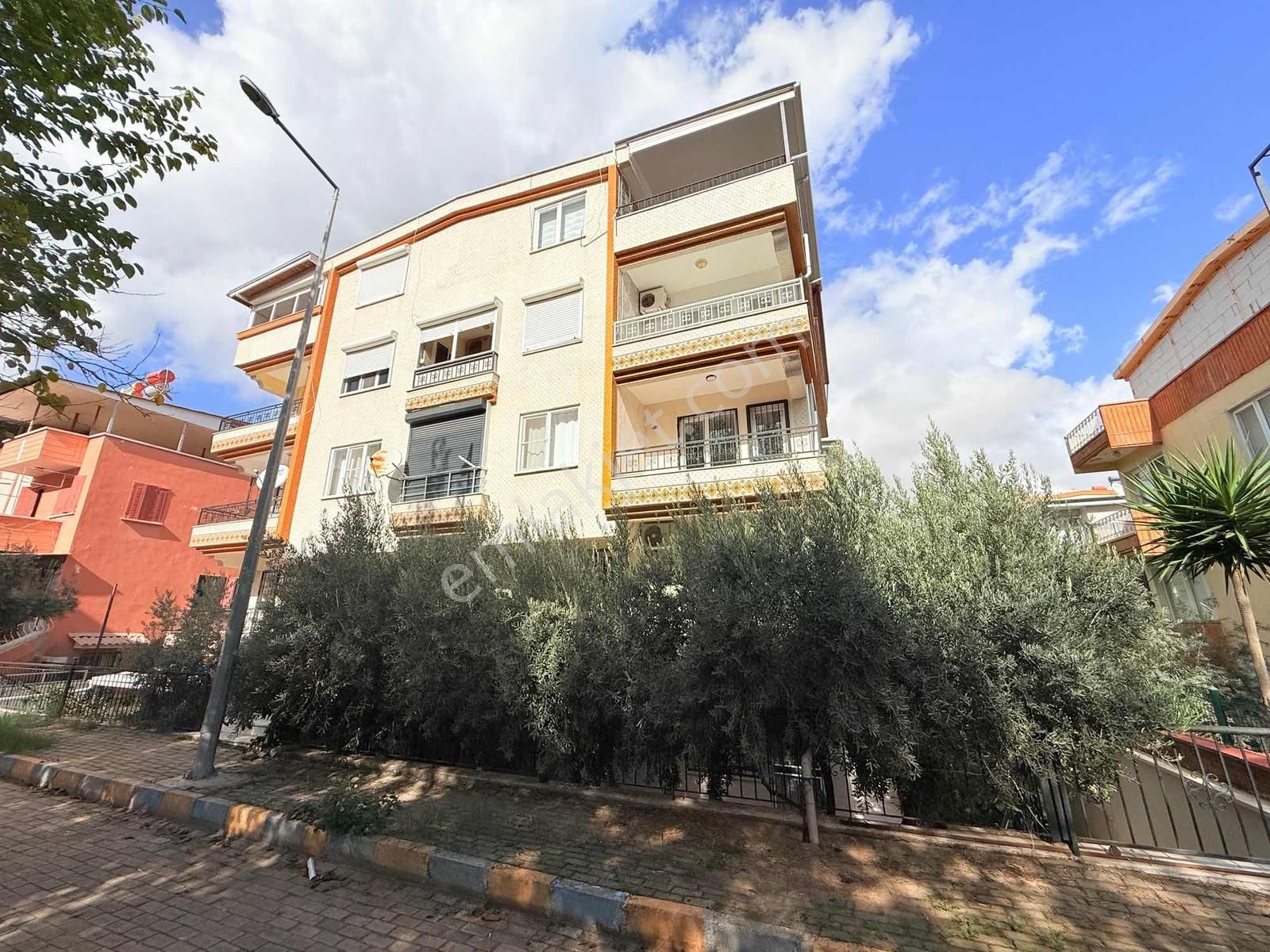 Didim Efeler Mahallesinde Arakat Ön Cephe Fırsat Daire