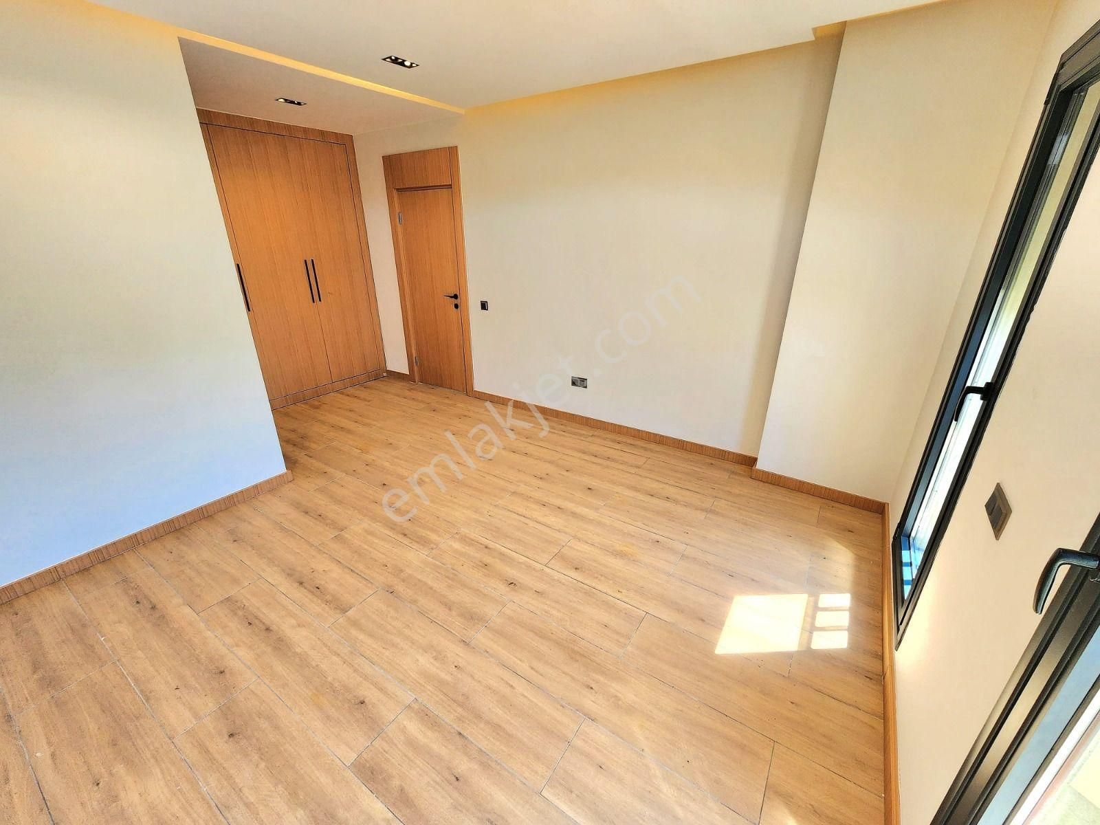 ▶ ▶ Akçay Körfez'den Satılık 450 M2 Arsa İçinde Müstakil Havuzlu Sıfır 4+1 Villa - Görsel 28