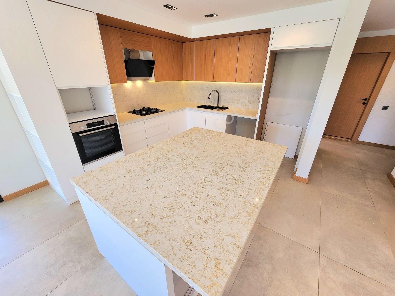 ▶ ▶ Akçay Körfez'den Satılık 450 M2 Arsa İçinde Müstakil Havuzlu Sıfır 4+1 Villa - Görsel 5
