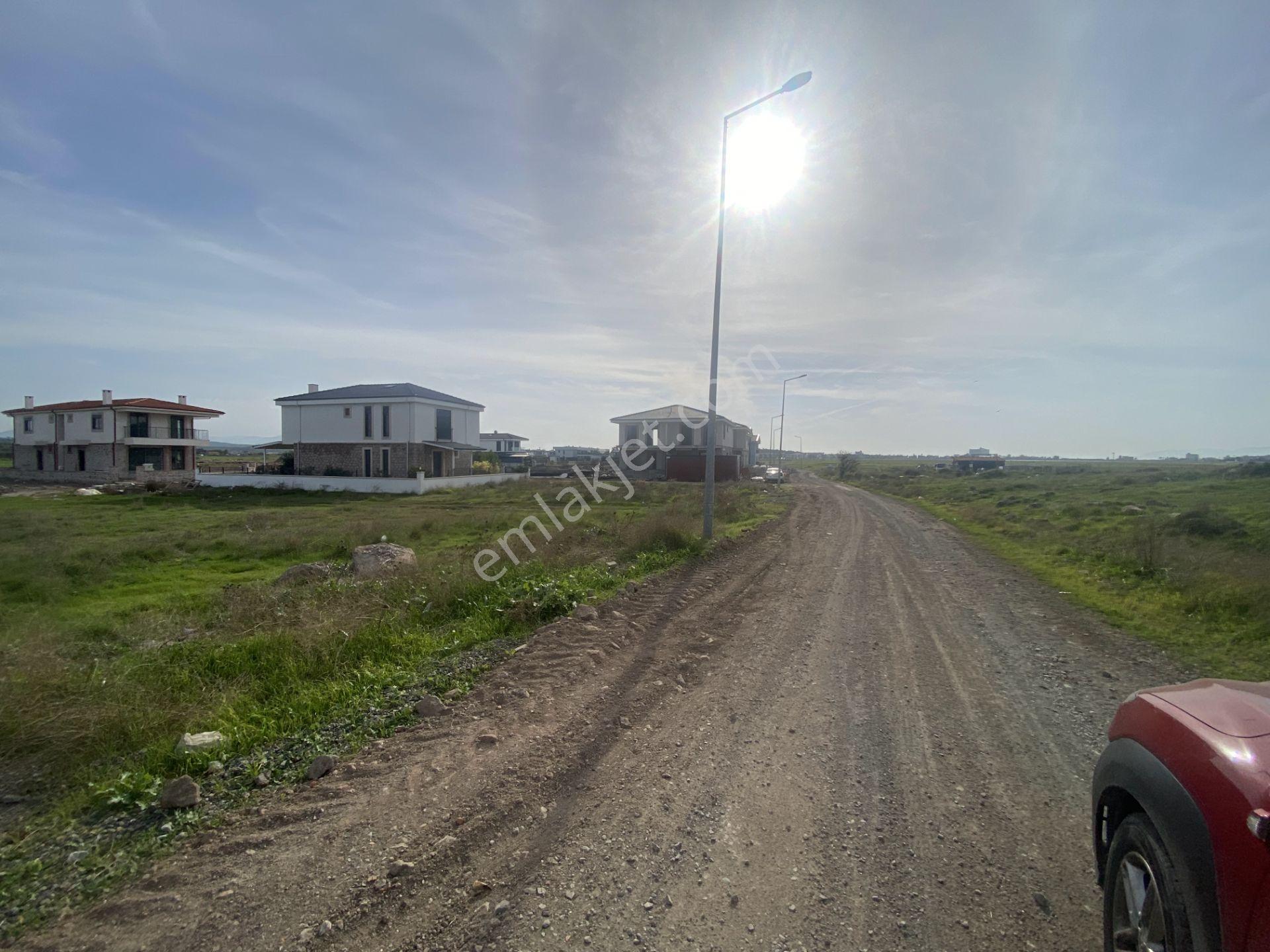 Ayvalık Kucukkoy De Satılık 303 Metre Kare Arsa. - Görsel 3