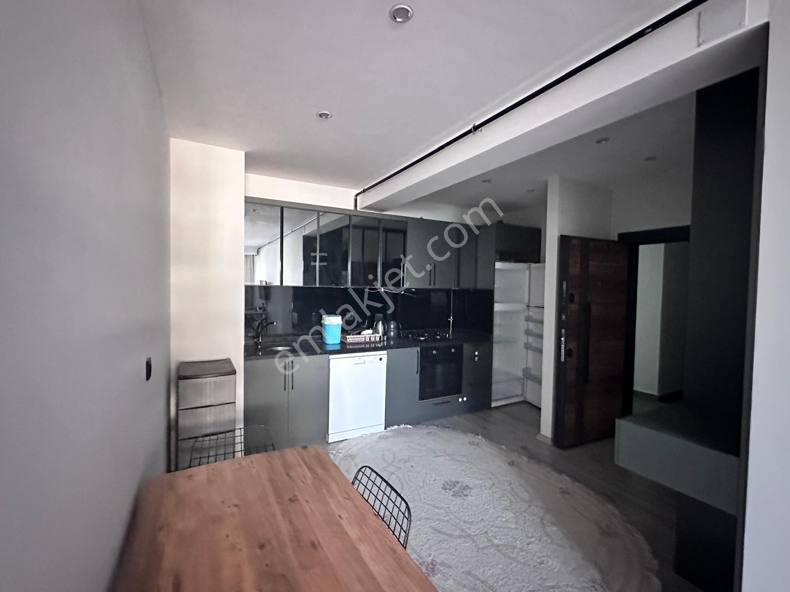 Rw Budur Dan Mezitli Kaymakamlık Karşısı 2+1 Eşyalı Daire - Görsel 6