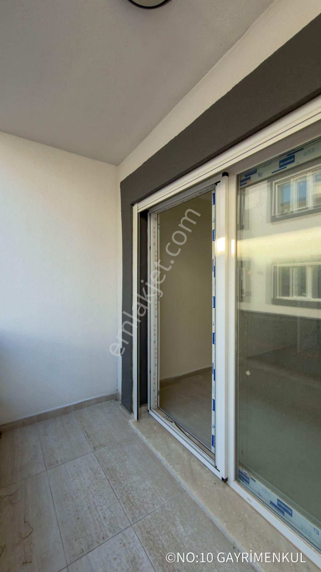 No:10 Gayrimenkul’den – Site İçinde Kapalı Otoparklı Yerden Isıtmalı 3+1 Fırsat Daire 135 M² - Görsel 13