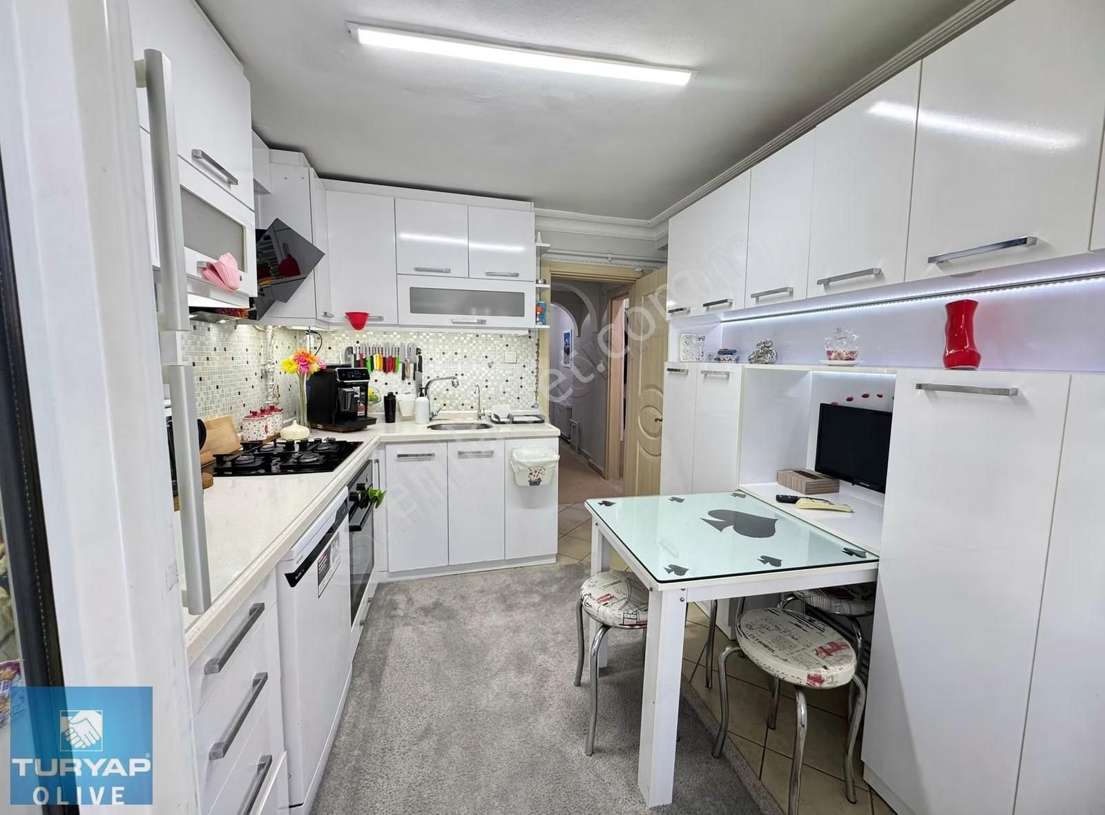 Çapa Tıp Fakültesi Yakını 2+1 Satılık Daire - Görsel 9