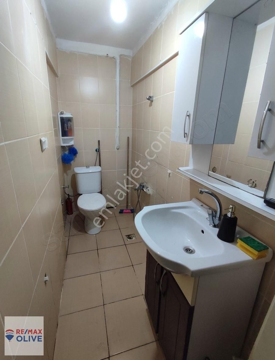 Fatih Seyyidömer Kocamustafapaşa'da 170 M2 Net Depolu Dükkan - Görsel 3