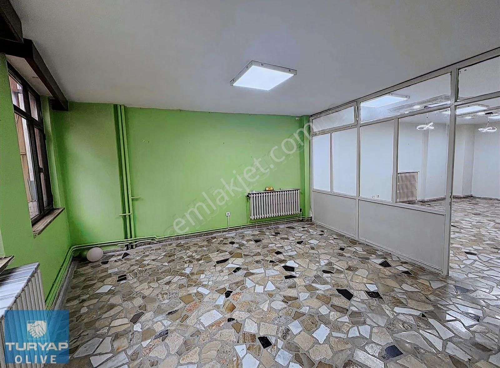 Gaziosmanpaşa Meydan'da İş Hanı İçerisinde Kiralık Büro&ofis - Görsel 3