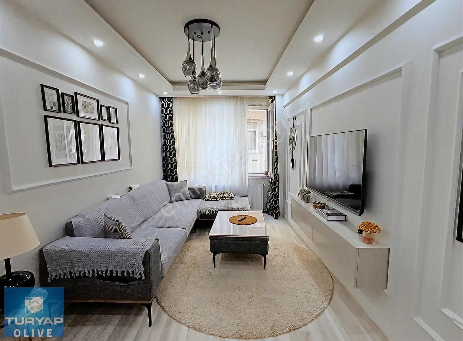 Fatih Cerrahpaşa'da Satılık 2+1 Daire Full Tadilatlı