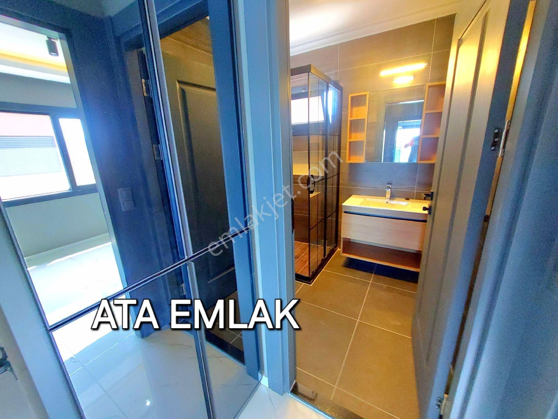 Kuşadasında Plaja Ve Avm 'ye Yakın Havuzlu Sitede 3+1 Bahçeli Sıfır Villa - Görsel 23