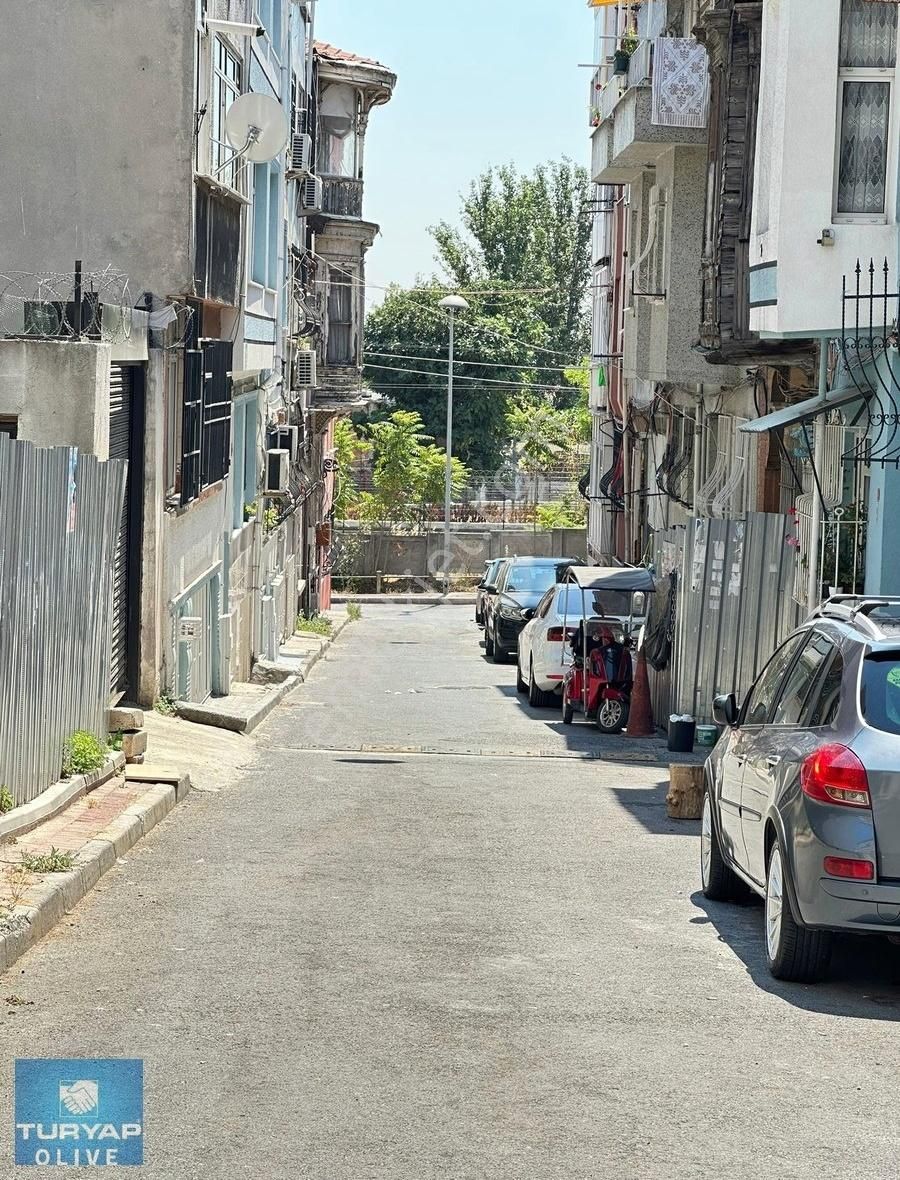 Fatih Yedikule'de 2+1 Satılık Daire - Görsel 2