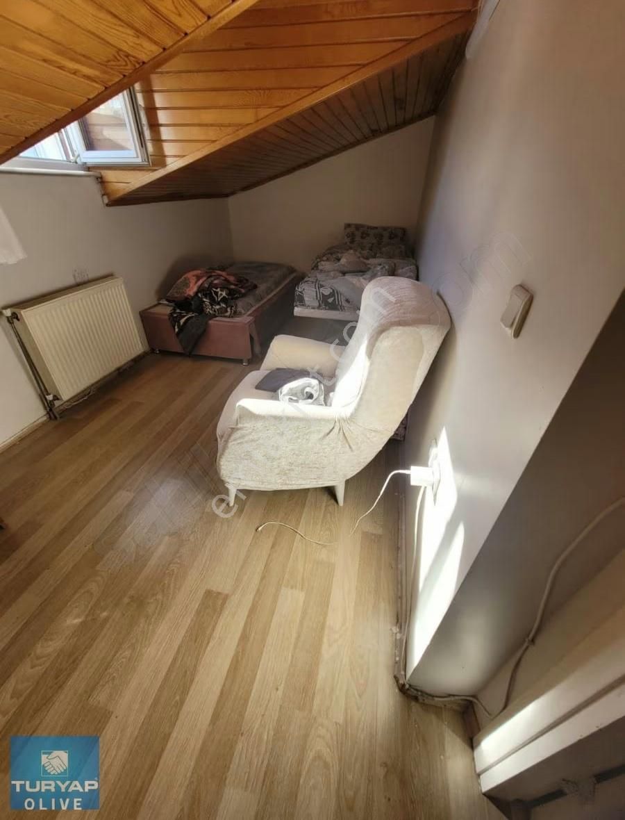 Turyap Olıveden Satlık 10 Yılık Dubleks Küçükçekmece Kanarya - Görsel 2