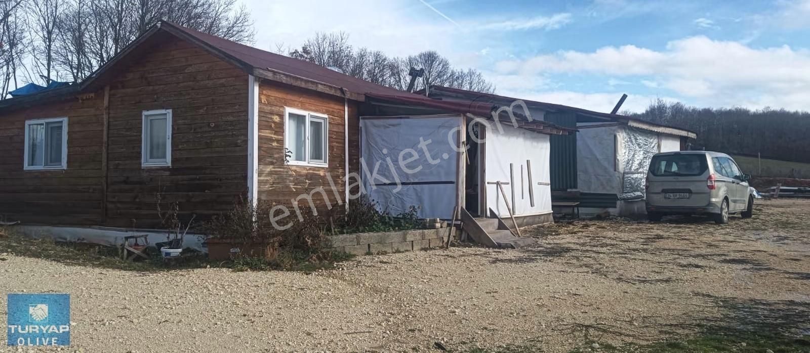 Kırklareli Vize Sergen Köyünde Ruhsatlı Satılık Besi Çiftliği - Görsel 12