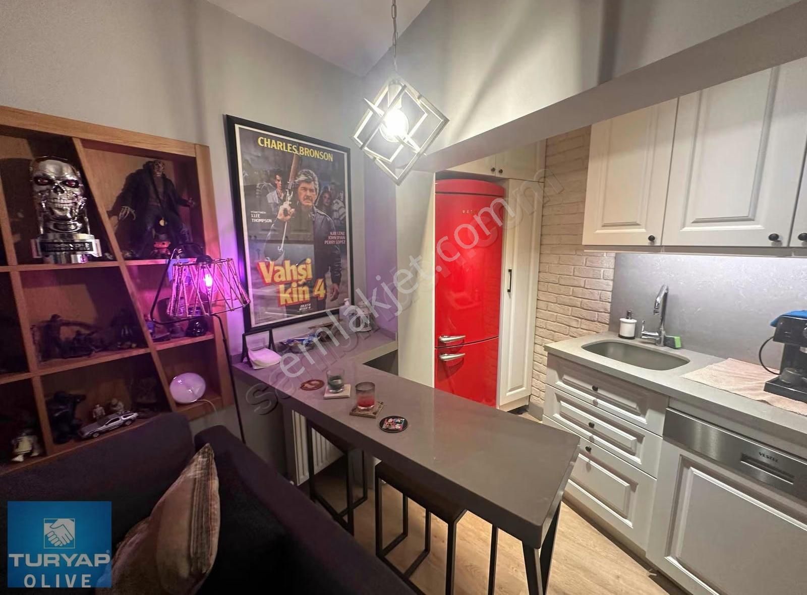 Beşiktaş Ortaköy'de Boş Müstakil Eşyalı Satılık Daire - Görsel 12