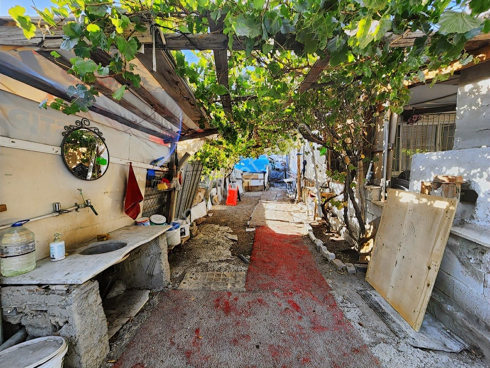 Güler^den Yenimahalle Yakacıkta 3+1 Müstakil(gecekondu) 800m2ars - Görsel 17