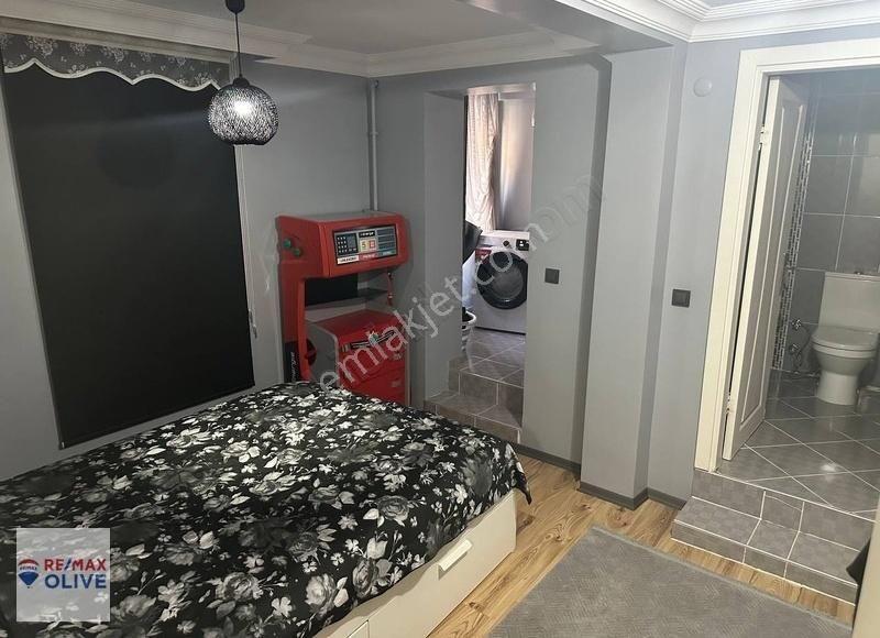 Marmaraya Yürüme Mesafesinde 3 Katlı Müstakil Ev. - Görsel 30