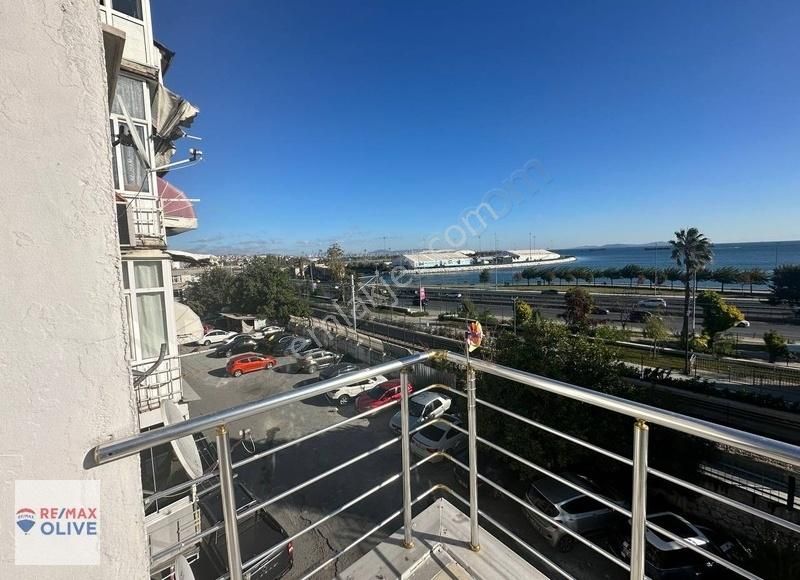 Marmaraya Yürüme Mesafesinde 3 Katlı Müstakil Ev. - Görsel 19