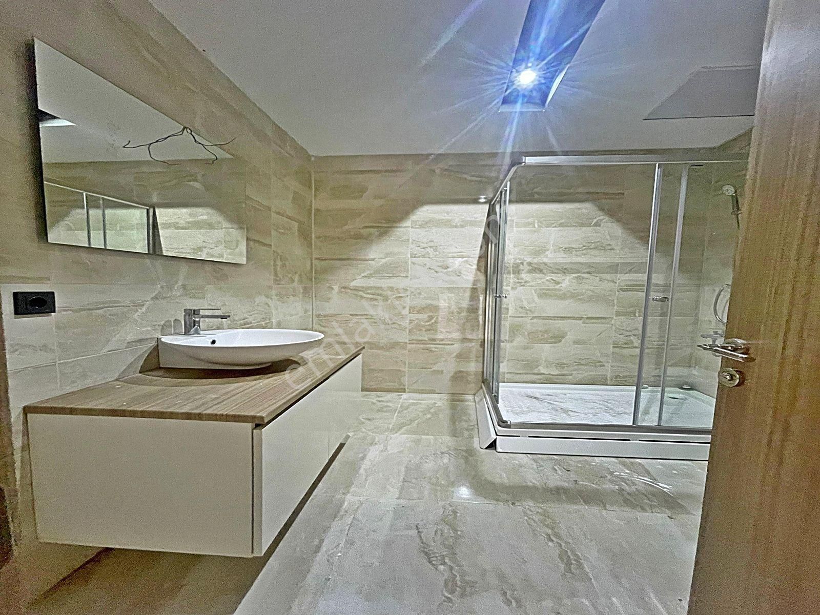 Cadde34 Yapı'dan Havuzlu, Kapalı Otoparklı Site İçerisinde Geniş Metrekarede Satılık Daire!!! - Görsel 9