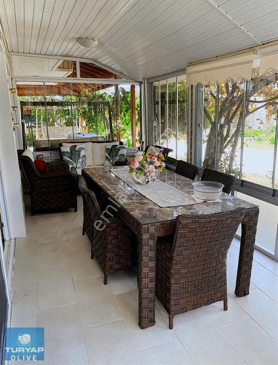 Deniz Koru Tatilköyünde Satılık 2,5 Katlı Villa | Denize 100m - Görsel 12