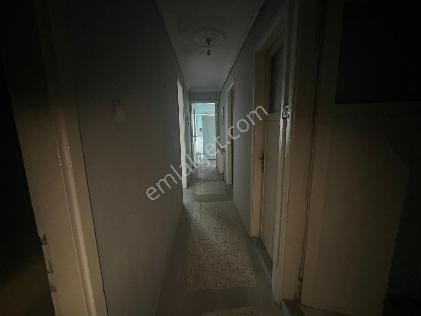 Acil Konak Zeytinlik Mahde Kemer İzban Yakını 3+1 110m2 D.gazlı Ayrı Mutfak Havadar Daire - Görsel 21