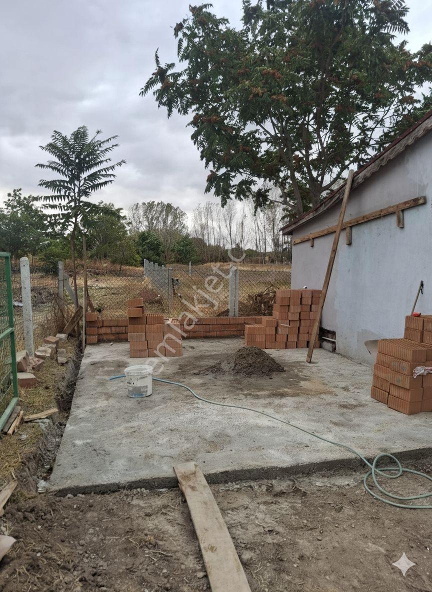 Paşayeri'de 850 M2 Arsa Üzerinde Acil Satılık Müstakil Ev - Görsel 15