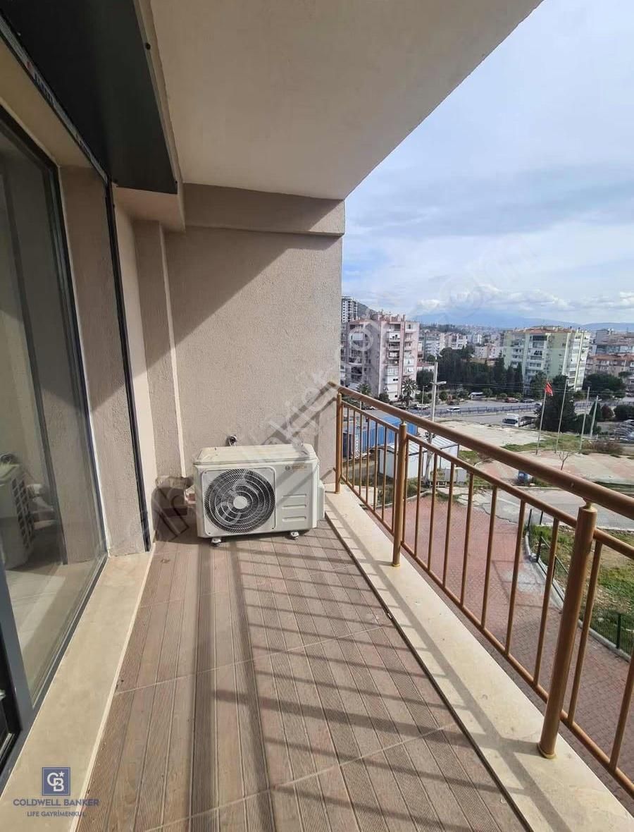 Karşıyaka Zübeyde Hanım Mahallesinde Kiralık 3+1 Yeni Daire - Görsel 7
