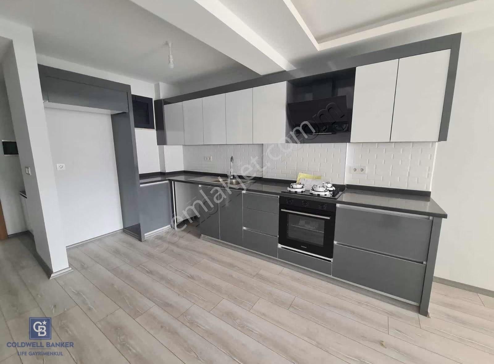 Karşıyaka Zübeyde Hanım Mahallesinde Kiralık 3+1 Yeni Daire - Görsel 3