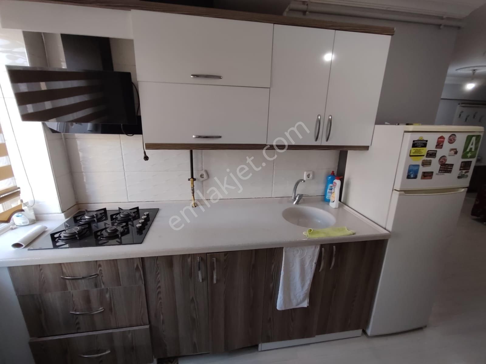 Göz Hastanesi Yakınında 2+1 Eşyalı Apart - Görsel 4